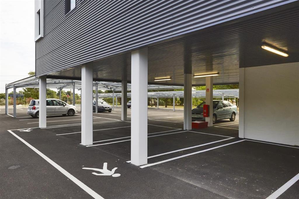 Campanile Bordeaux Ouest - Mérignac Aéroport Exterior foto