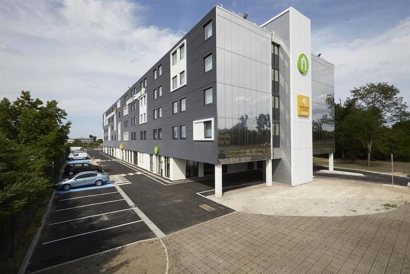 Hotel Campanile Bordeaux Ouest - Mérignac Aéroport Exterior foto